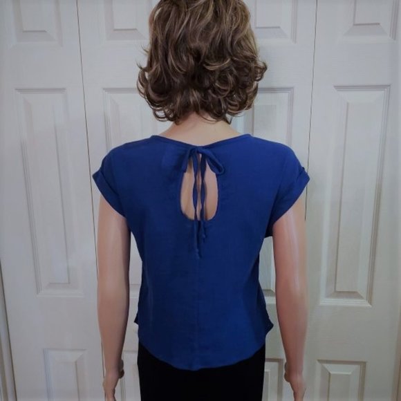 Xhilaration Royal Blue Embroidered Cap Sleeve Keyhole Neck Blouse Size SP NWT - Picture 3 of 7